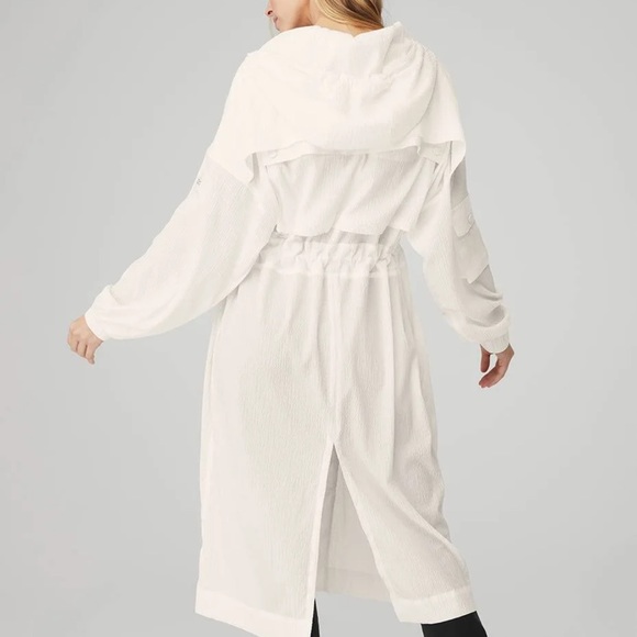 Alo Yoga | Summer Nights Lightweight Coat in Ivory White - Picture 1 of 13